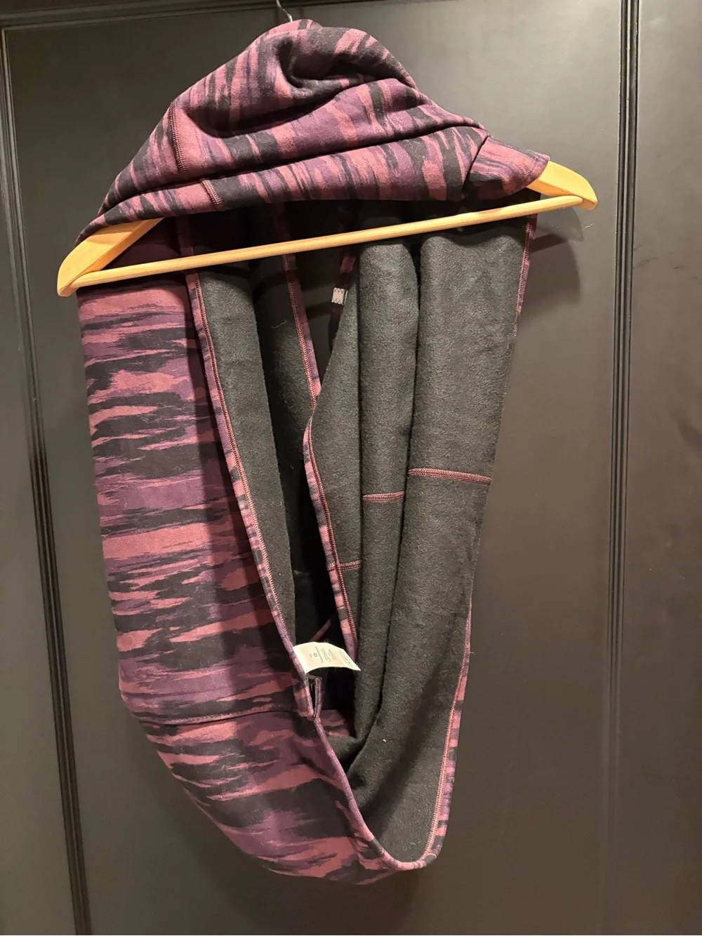 Purple & Black zebra vinyasa Lululemon  Infinity Scarf wrap fitness
